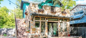 Charming stone cottage, walking distance to nature & shops