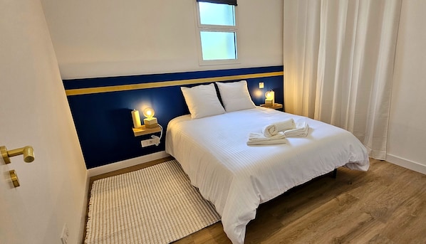 1 chambre, fer et planche Ă repasser, Wi-Fi, draps fournis