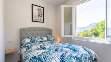 1 chambre, bureau, fer et planche Ă repasser, Wi-Fi