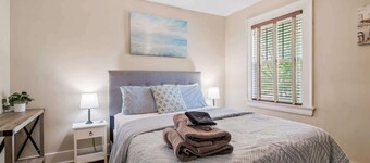 Spacious 3BR home near downtown Cleveland