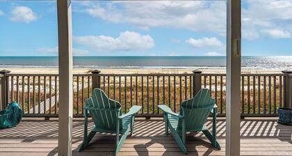 SunScape & SeaScape: Beachfront, 2 Kitchens, Elevator, Pool/Spa, Pet-Friendly