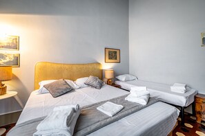 Unclassified image, 5 of 23, button - Sant'Ambrogio prestige apartment (Firenze)