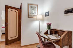 Interior - Leonardino - Sweet Dreams in Florence (Firenze)