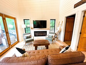 TV connectée, cheminée