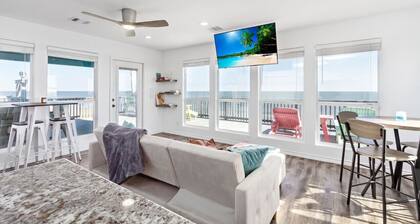 Cabn By the Sea Ultra Secluded Beachfront Home