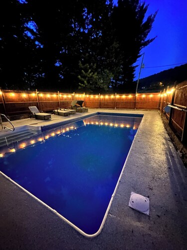 8 acres of peace and quiet by the pool in the south finger lakes region

