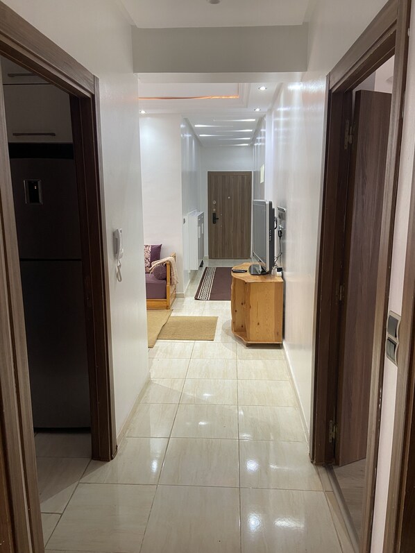 Interior - Nice apartment with 2 bedrooms, living room,equiped kitchen and 2 bathrooms (Mohammedia)