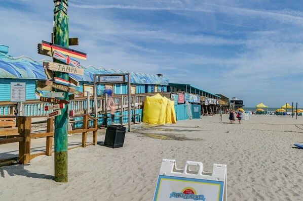 Una playa cerca
