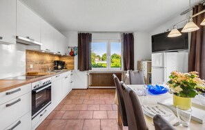 Kühlschrank, Herdplatte, Geschirrspüler