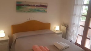Room - LA Vigna FOR Family P1022 (Capoterra)