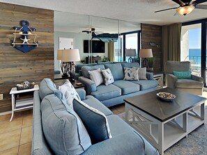 Living area - Edgewater Tower III by Resort Collection (Panama City Beach)