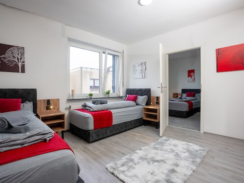 Sr24 - Space Herten West