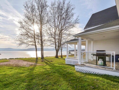 Maude's Place. Idyllic seaside property in beautiful Ingonish, Cape Breton.