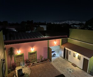 Courtyard view - Hotel Casa Lulá (Oaxaca)
