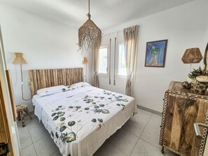 3 dormitorios, wifi gratis, ropa de cama