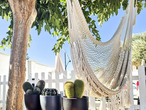 "Encanto"@MARISOL: 250m to the beach, private pool, A/C, WiFi, dog beach