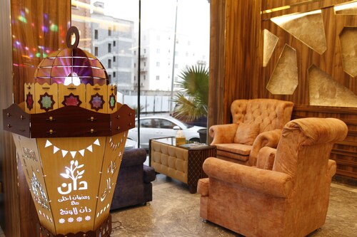 Dan Golden Hotel & Lounge