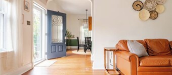 Family Friendly, Peaceful Yard, Dedicated Work Space, Close to Local Attractions