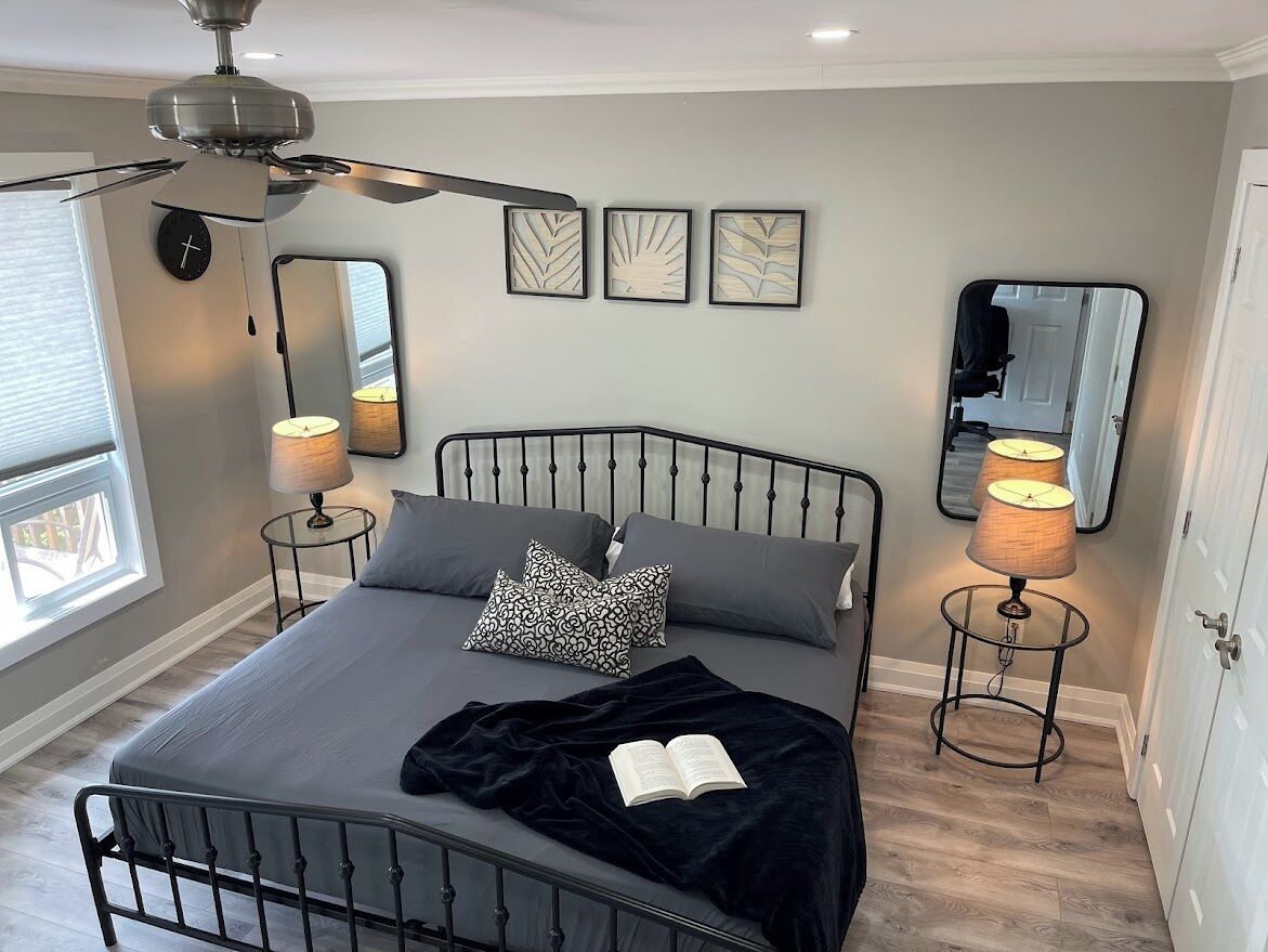 4 bedrooms, desk, iron/ironing board, free WiFi