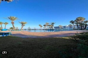 Pool - Appartement Balnéaire Palm Beach vue sur Piscine et à 2 min à Pieds de la Plage (El Mansouria)