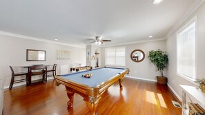 Spielezimmer