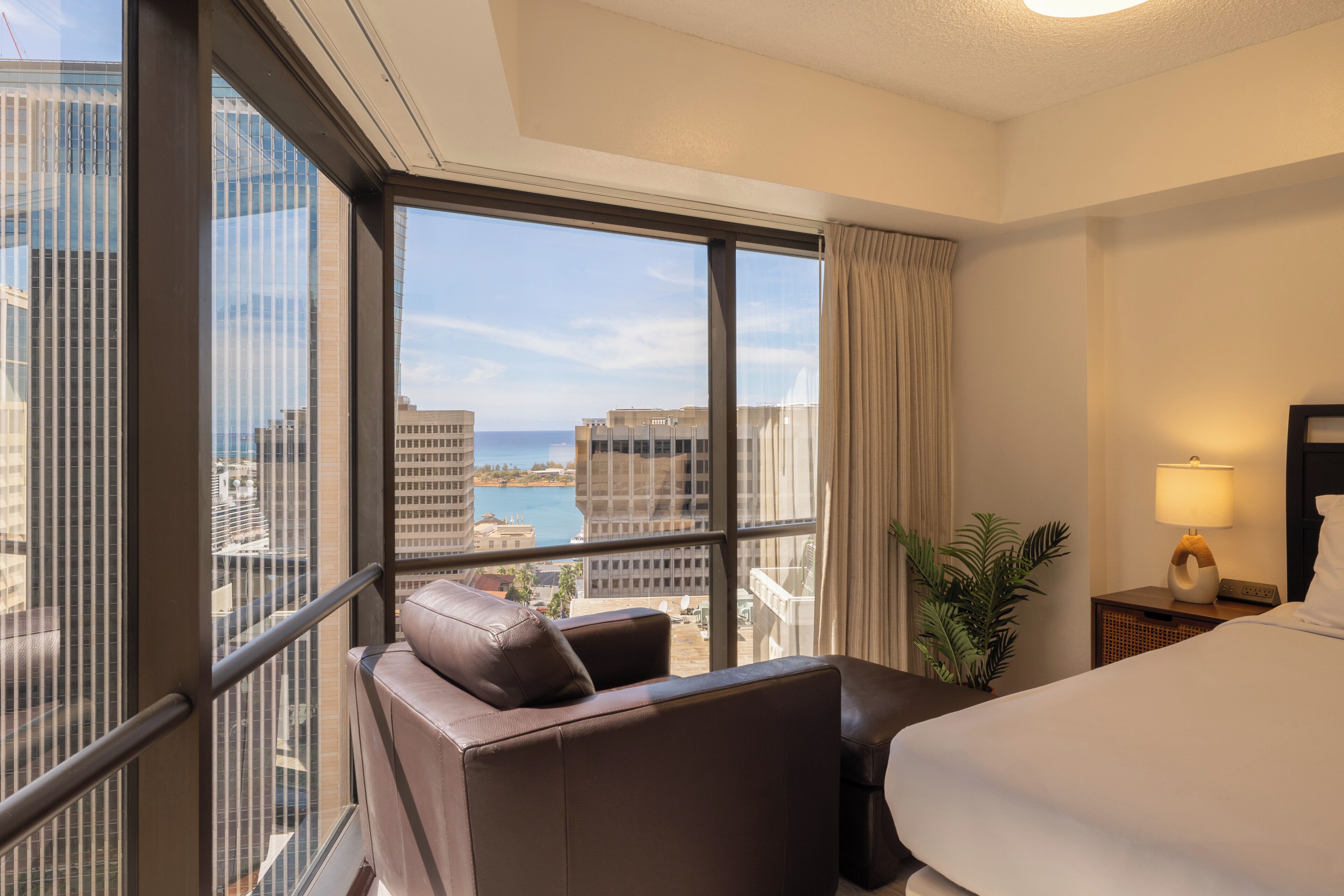 Suite, 1 habitación, vista al océano | Vista a la playa o el mar