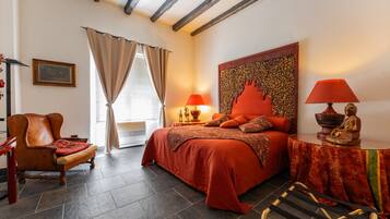 5 dormitorios, tabla de planchar con plancha, wifi gratis y ropa de cama