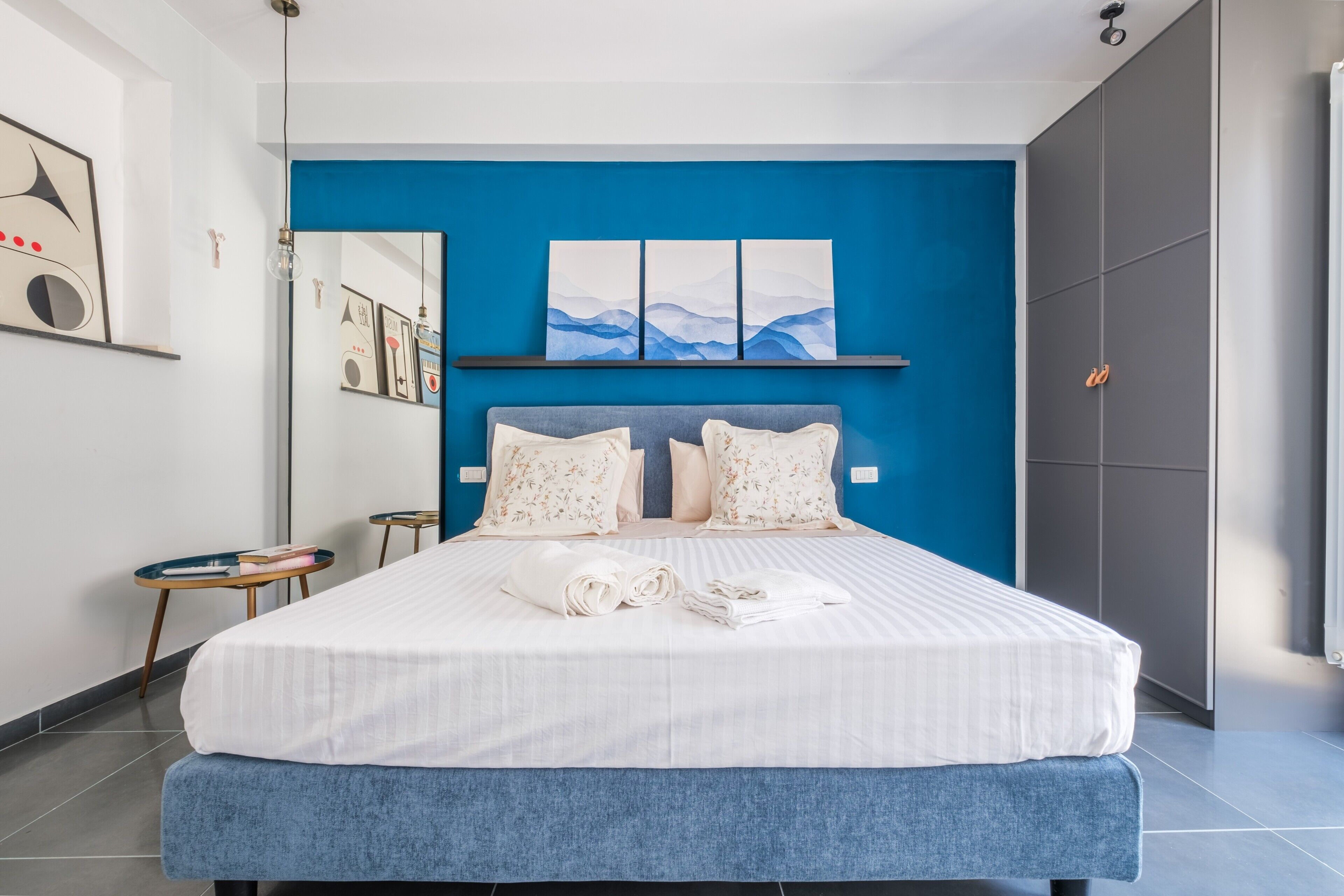 2 camere, ferro/asse da stiro, Wi-Fi gratuito, lenzuola