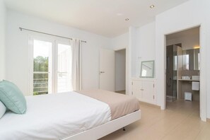 4 chambres, Wi-Fi gratuit, draps fournis