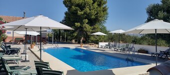 Apartment 'Apartamento Olivo' with Mountain View, Wi-Fi and Air Conditioning