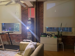 Interior - Enjoy convenient, oversized loft life in Downtown Rochester! (Rochester)