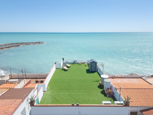 Apartment 'casAcamer Norte' with Sea View, Private Terrace and Air Conditioning