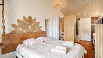 3 bedrooms, free WiFi