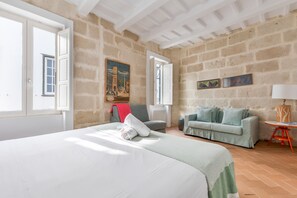 1 bedroom, free WiFi, bed sheets - Apartment 'Suite 1' with Wi-Fi and Air Conditioning (Mahón)