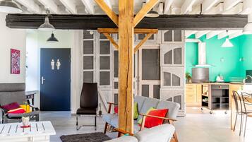 Télévision, lecteur de DVD, chaßne hi-fi