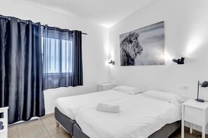5 bedrooms, free WiFi, bed sheets