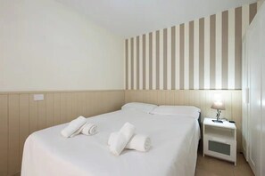 2 soveværelser, gratis Wi-Fi, sengetøj