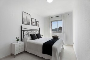 3 Schlafzimmer, Bügeleisen/Bügelbrett, kostenloses WLAN, Bettwäsche