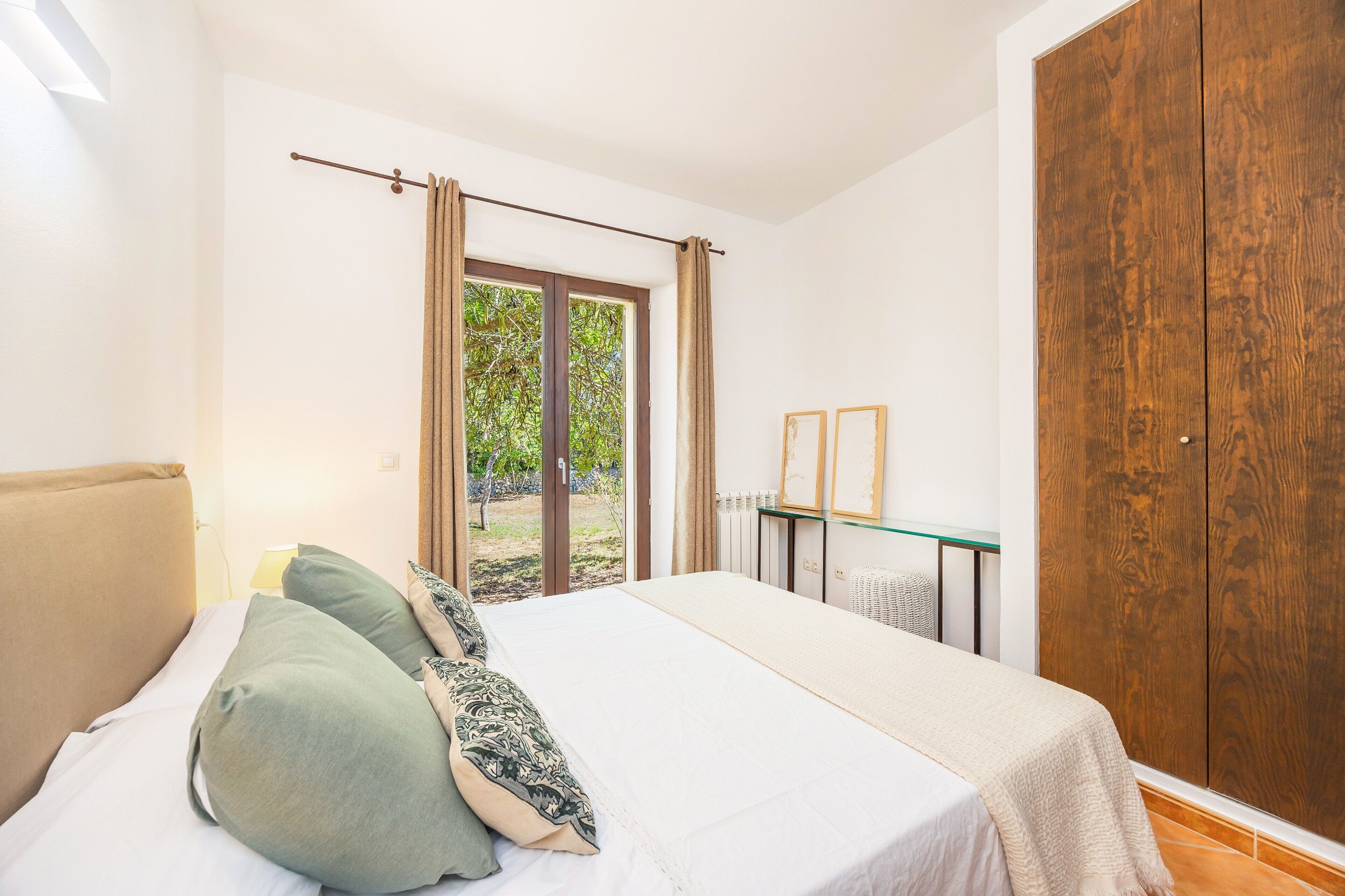 2 habitaciones, wifi gratis y ropa de cama 