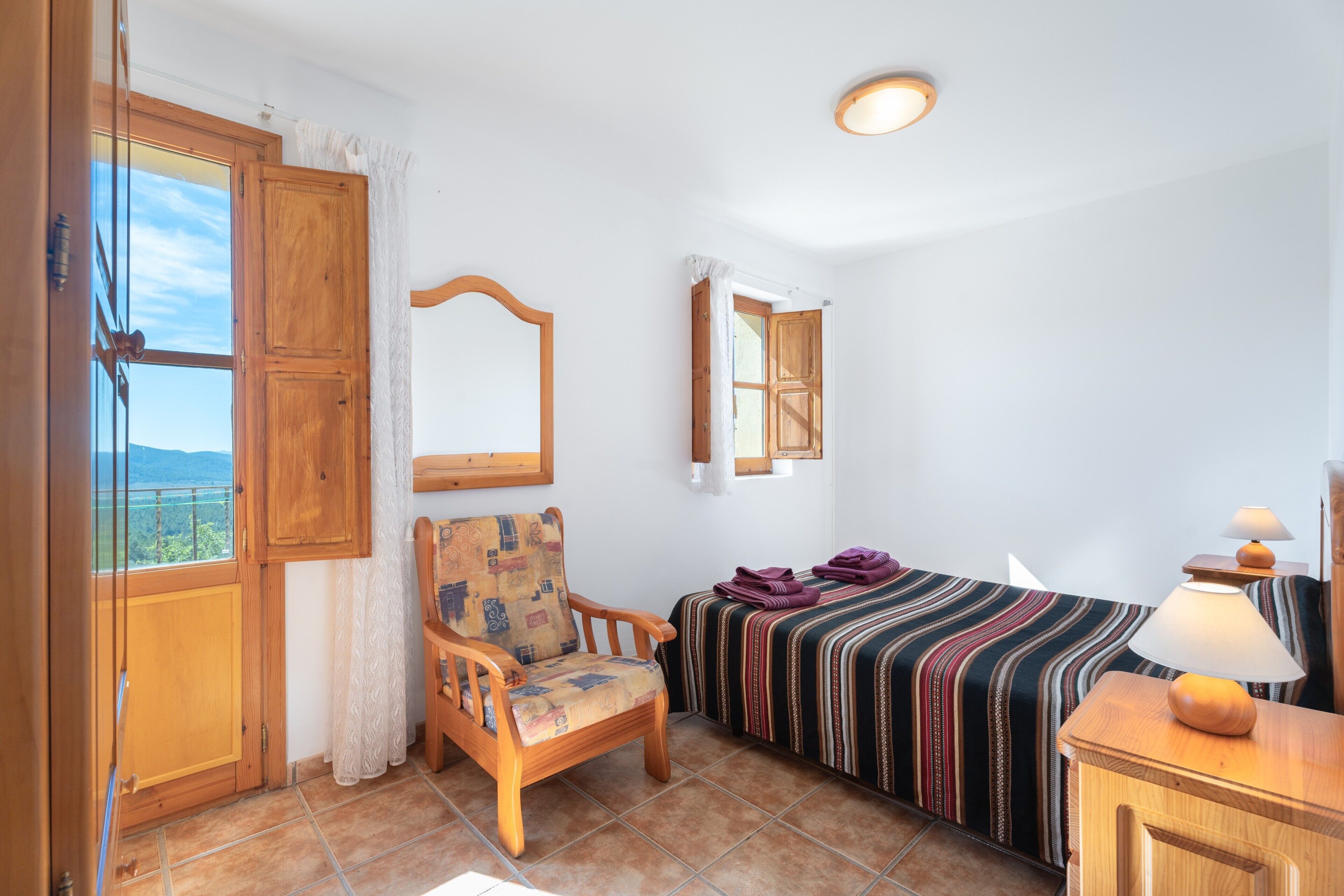 3 bedrooms, WiFi, bed sheets