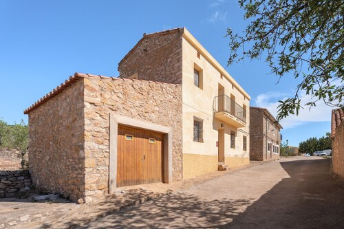 Holiday Home 'Casa Del Practicant' with Mountain Views, Private Terrace and Private Garden