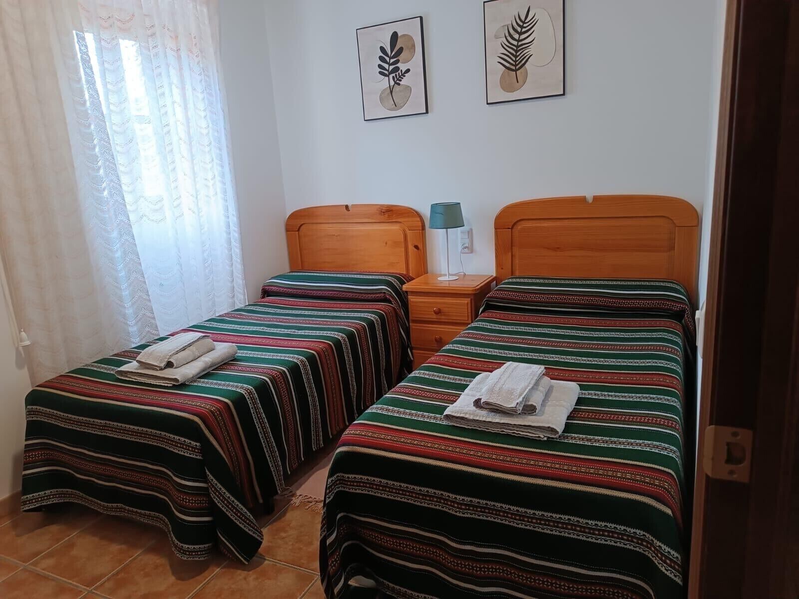 5 habitaciones, wifi y ropa de cama 