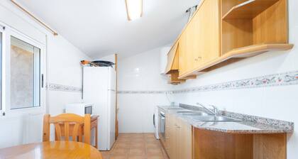 Apartment 'Antiga Escola Pla Del Sabater' with Mountain View, Private Terrace and Private Garden
