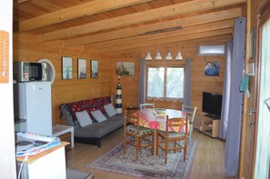 Fernseher, Tischtennisplatte