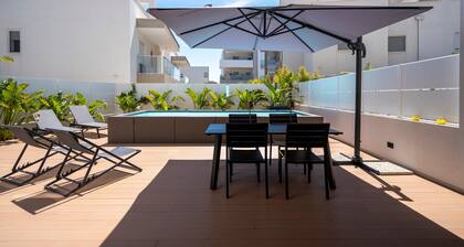 Holiday Home 'Casa Exuma with Private Pool' with Private Pool, Wi-Fi and Air Conditioning