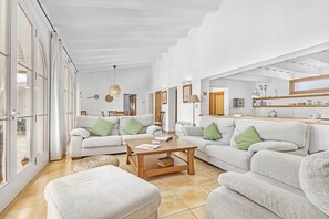 TV - Country House 'Son Sanxo' with Shared Pool, Private Terrace and Wi-Fi (Alaior)