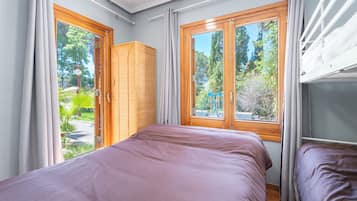 5 quartos, Wi-Fi de cortesia, roupa de cama