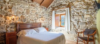 Vacation Home "Casa Bahia" with Mountain View & Wi-Fi