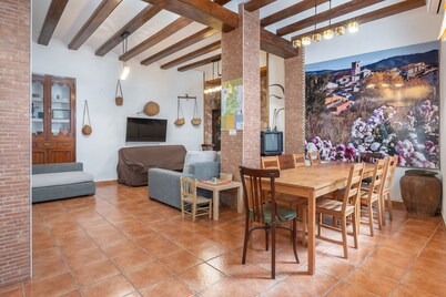 Apartment 'Cazuma' with Wi-Fi and Air Conditioning