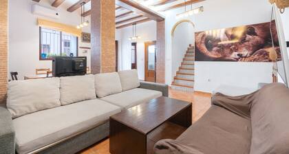 Apartment 'Cazuma' with Wi-Fi and Air Conditioning